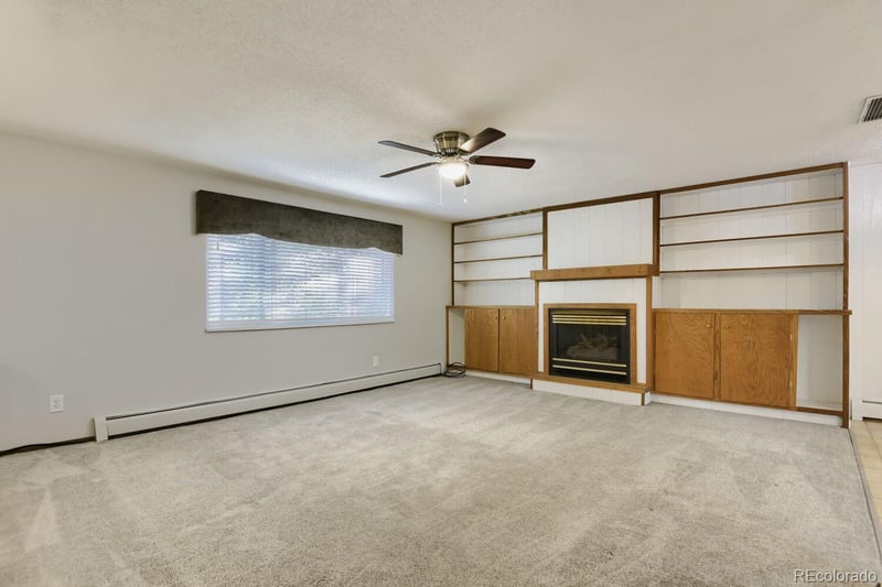 7022 S Tamarac St, Centennial, CO 80112