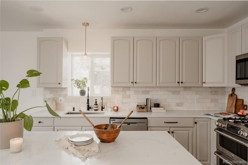 1679 S Grant St, Denver, CO 80210