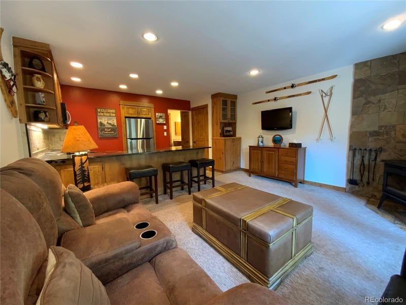 4650 Vail Racquet Club Dr #8, Vail, CO 81657