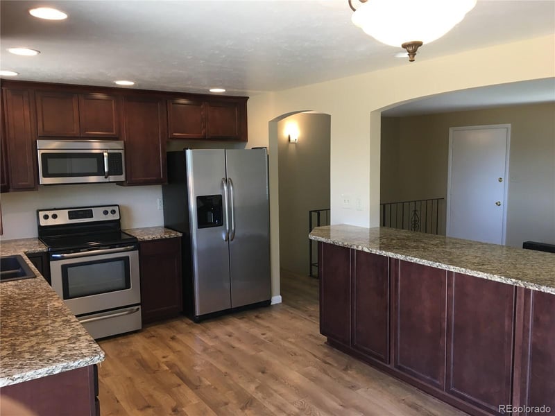 13198 Mercury Dr, Lone Tree, CO 80124