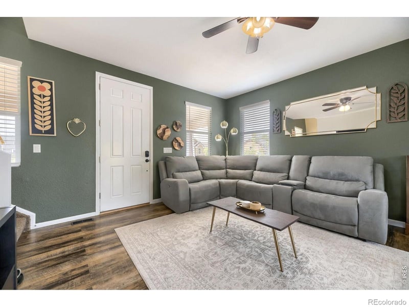 715 Stonehaven St, Dacono, CO 80514