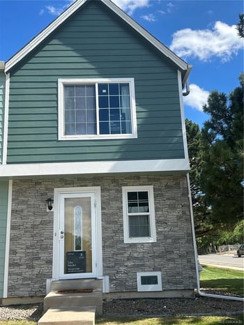 8198 S Columbine Ct, Centennial, CO 80122