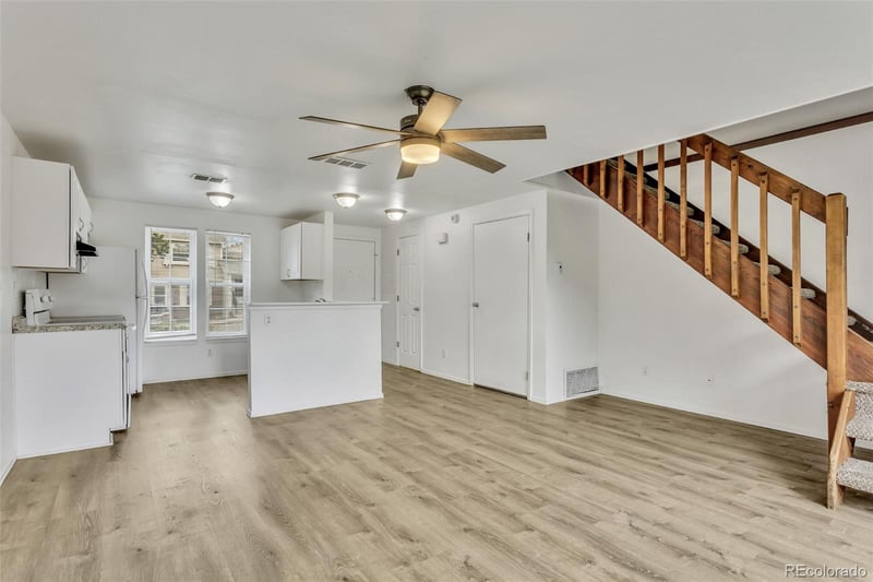 1514 S Ouray Cir #B, Aurora, CO 80017