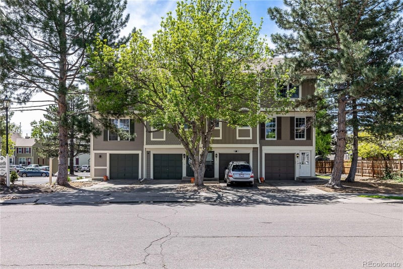 1811 S Quebec Way #3, Denver, CO 80231