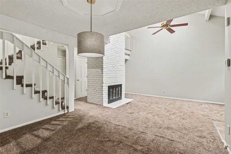 4386 S Blackhawk Way, Aurora, CO 80015