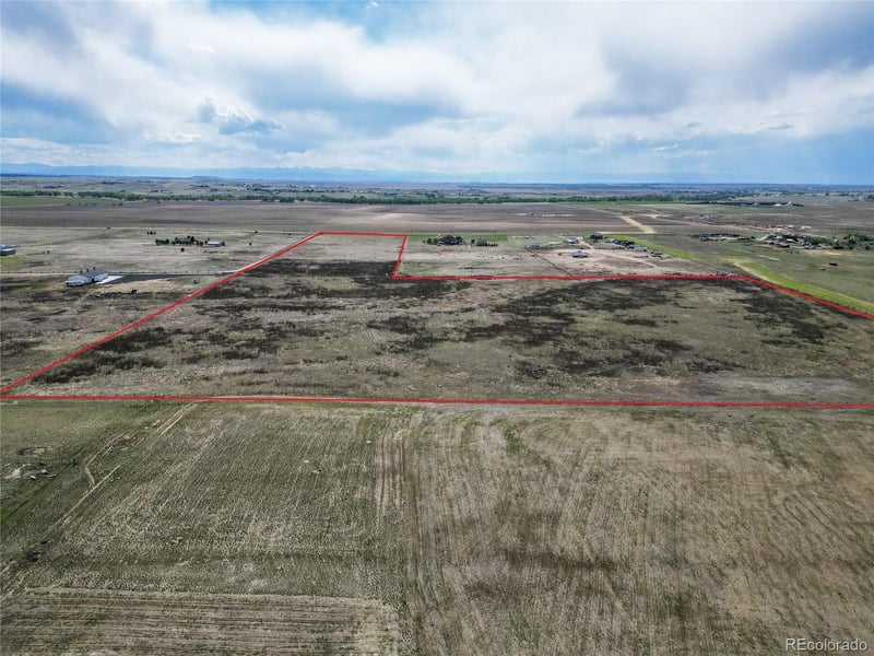 638 S Manila Rd, Bennett, CO 80102