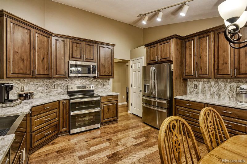 1556 Rosemary Ct, Castle Rock, CO 80109