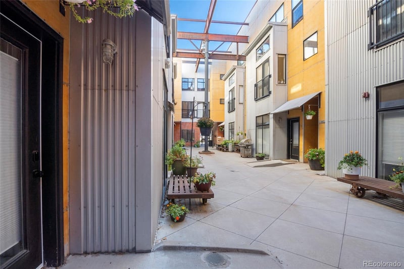 3225 Blake St #8, Denver, CO 80205