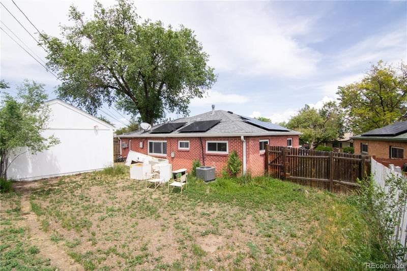 9441 Cedar Ct, Thornton, CO 80229
