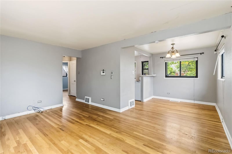 2380 Poplar St, Denver, CO 80207