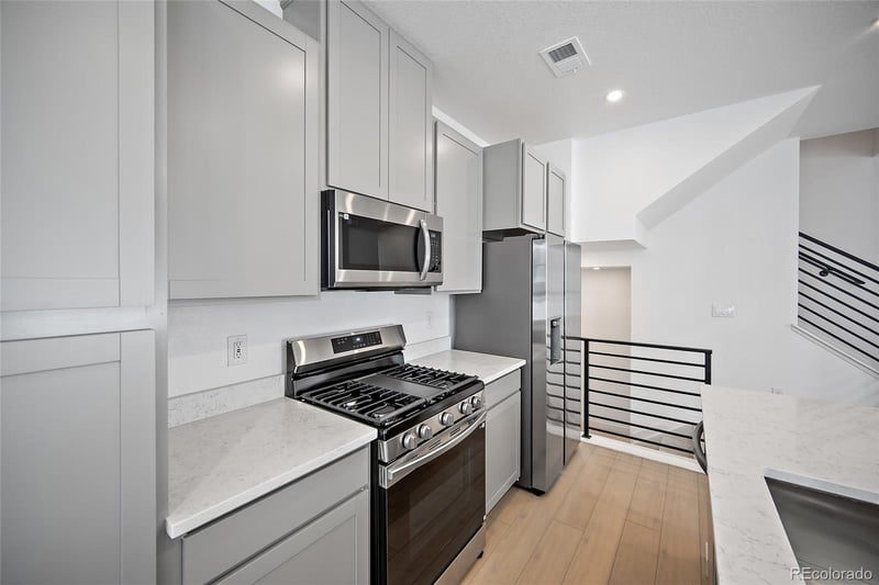 2062 S Holly St #2, Denver, CO 80222