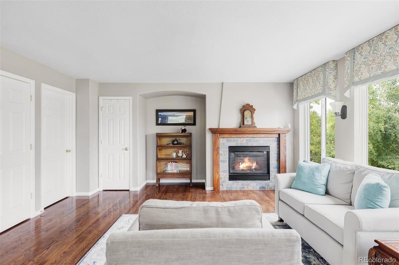 10231 Rustic Redwood Ln, Highlands Ranch, CO 80126