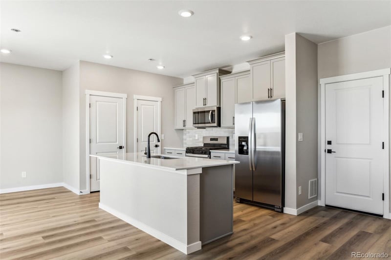17713 E 94th Pl, Commerce City, CO 80022