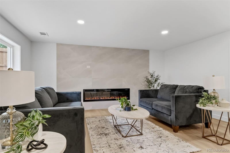 4992 S Xenia St, Denver, CO 80237