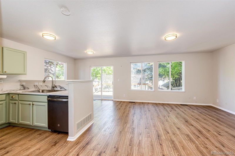 3173 E 106th Ave, Northglenn, CO 80233