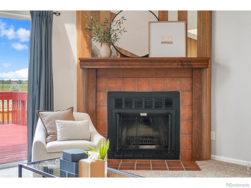 2460 Sunset Dr, Longmont, CO 80501