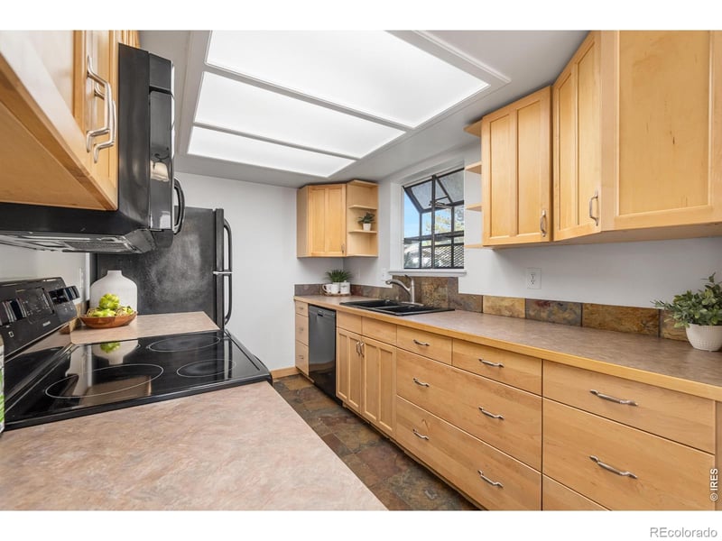450 Radiant Dr, Loveland, CO 80538