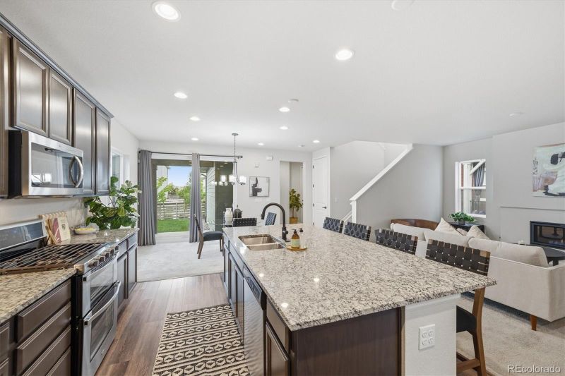 8726 Middle Fork St, Littleton, CO 80125