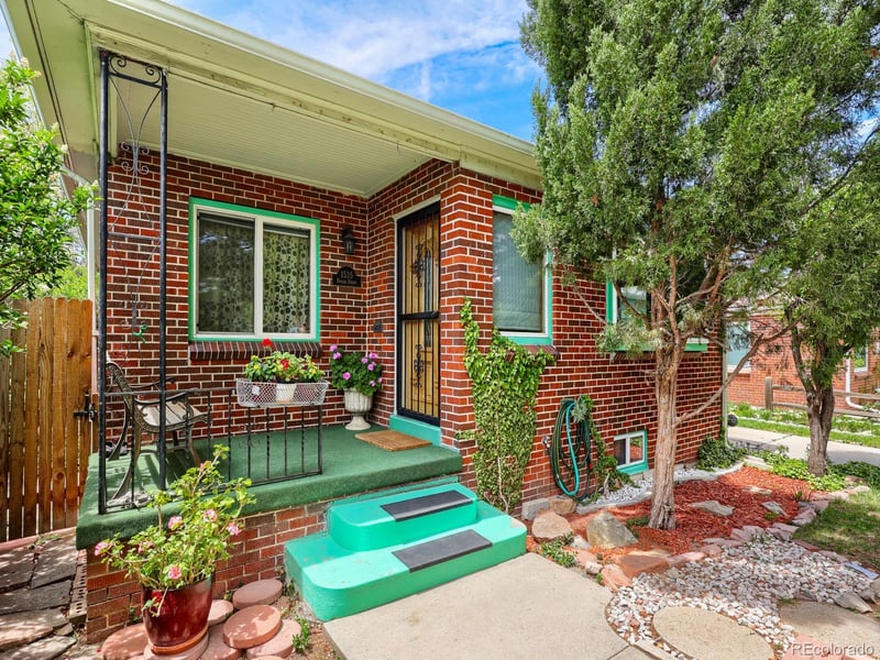 1535 Poplar St, Denver, CO 80220