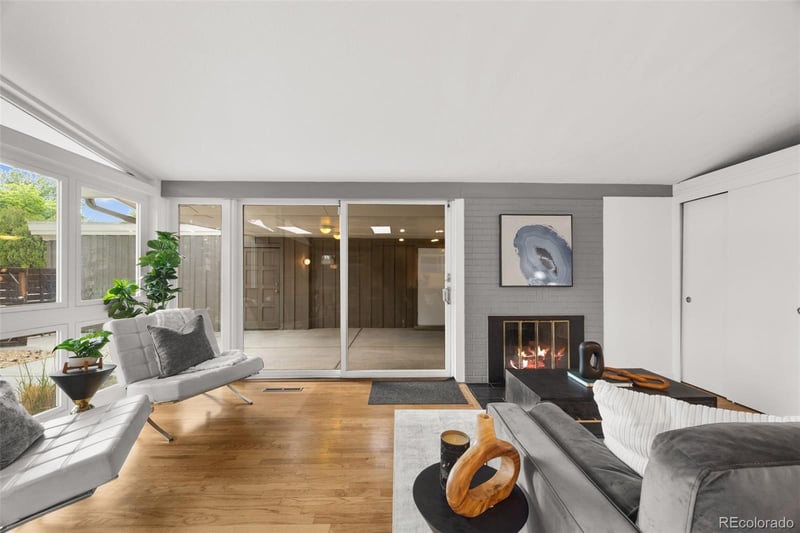 2550 S Newton St, Denver, CO 80219