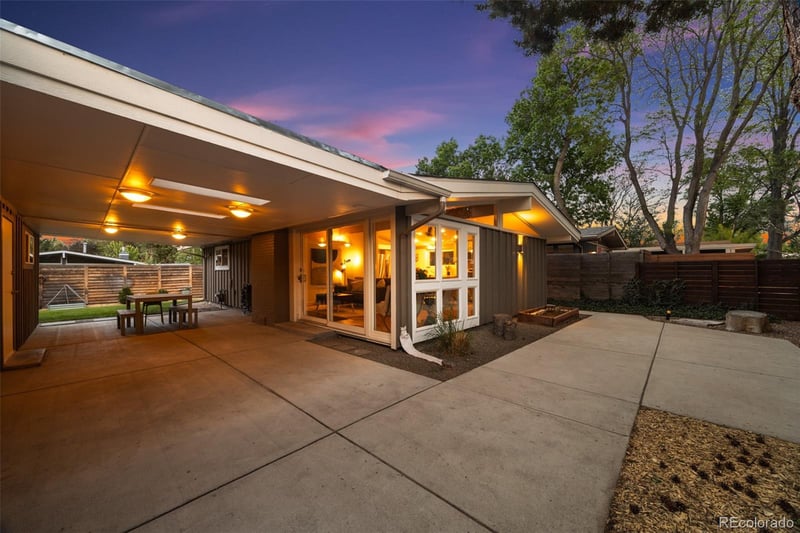 2550 S Newton St, Denver, CO 80219