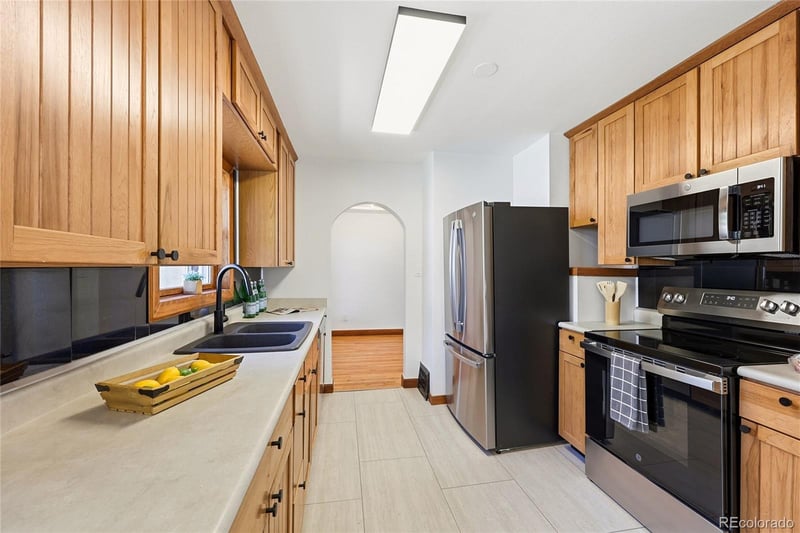 2218 Wyoming Ave, Pueblo, CO 81004