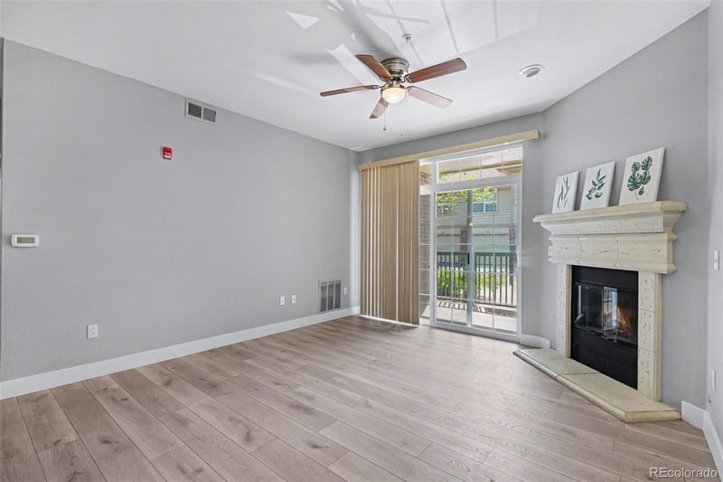 3890 S Dayton St #103, Aurora, CO 80014