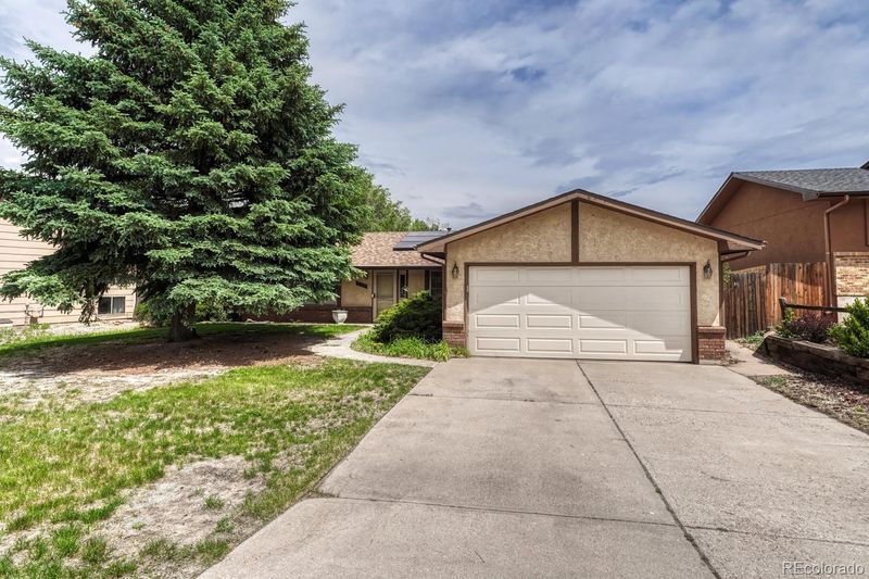 6552 Lange Dr, Colorado Springs, CO 80918