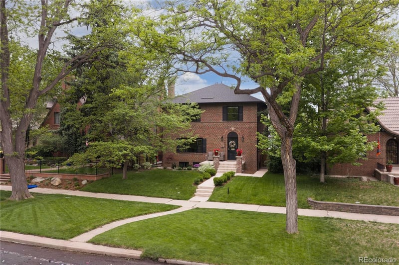 4636 Montview Blvd, Denver, CO 80207