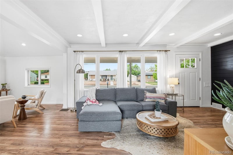 5140 S Logan St, Littleton, CO 80121