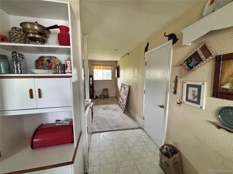 7600 S Kit Carson Dr, Centennial, CO 80122