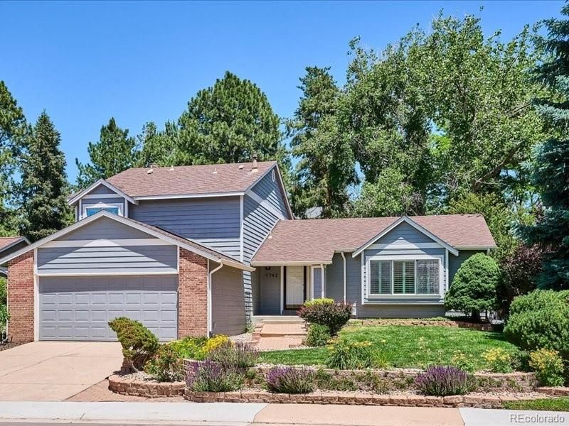 7742 S Spruce St, Centennial, CO 80112