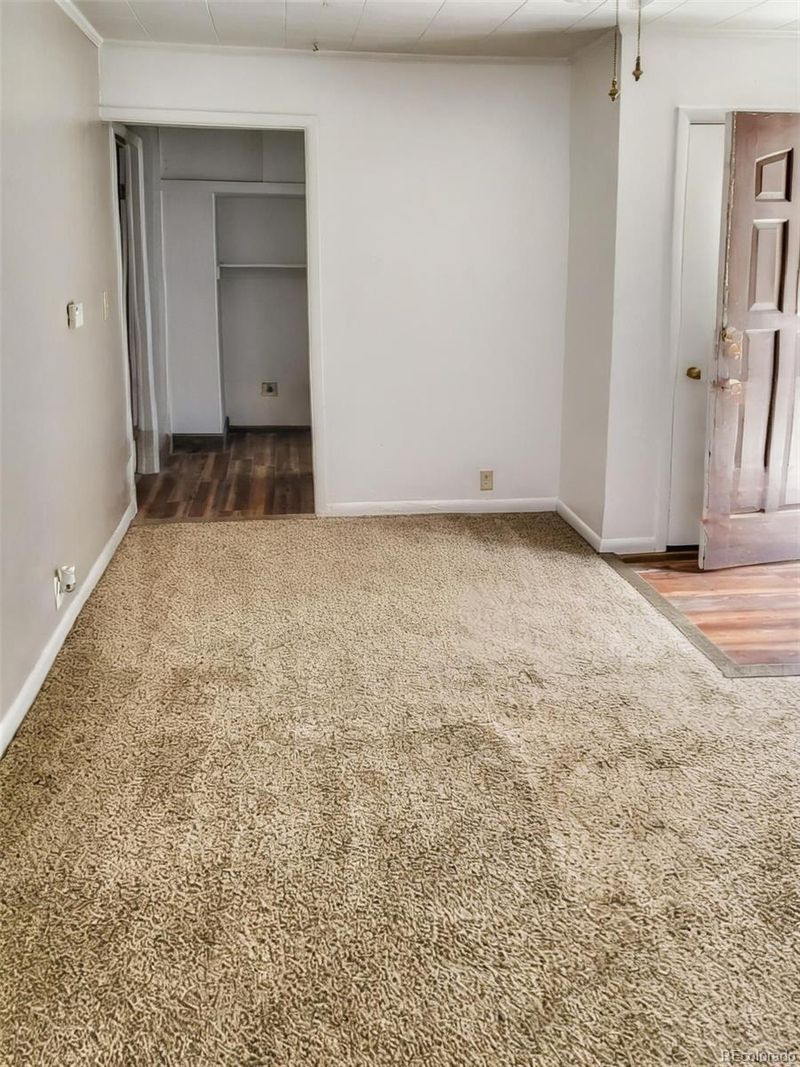212 Cimarron, La Junta, CO 81050