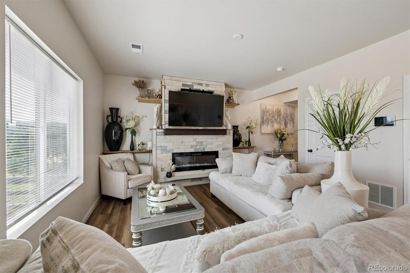 1858 Gold Pan Dr, Fort Lupton, CO 80621