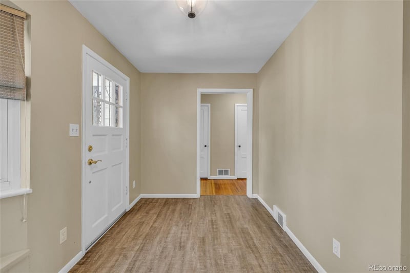 350 Balsam St, Lakewood, CO 80226