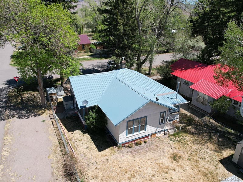 400 7th St, Saguache, CO 81149