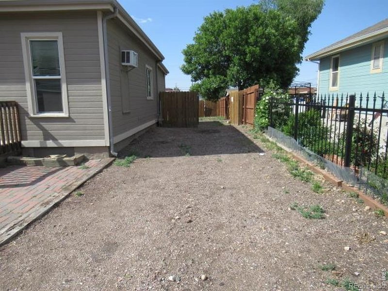 813 4th St, Greeley, CO 80631