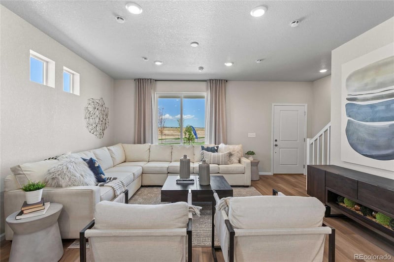 22411 E 46th Ave, Aurora, CO 80019