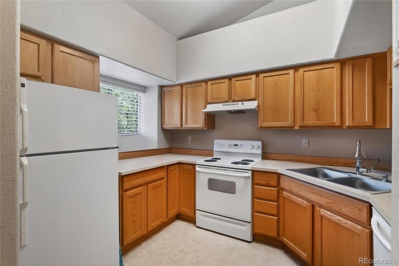 8685 Clay St #206, Westminster, CO 80031
