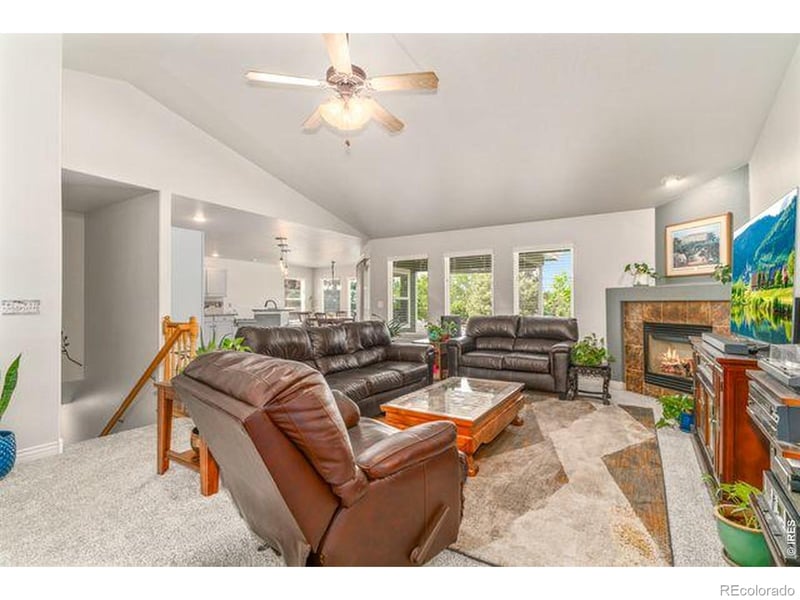404 Cascade Ct, Johnstown, CO 80534