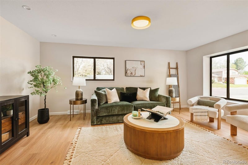 8995 E Cornell Ave, Denver, CO 80231
