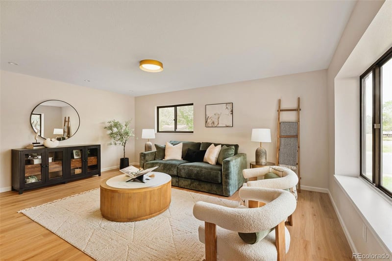 8995 E Cornell Ave, Denver, CO 80231