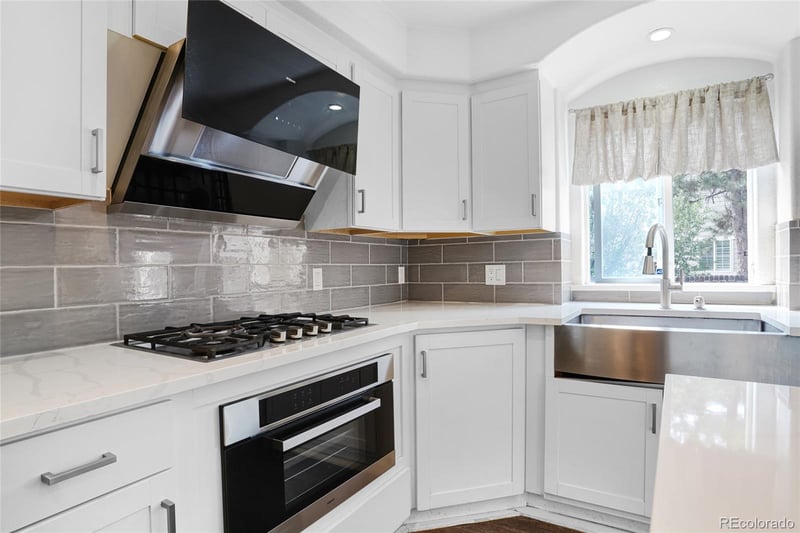 8691 E Hawaii Dr, Denver, CO 80231