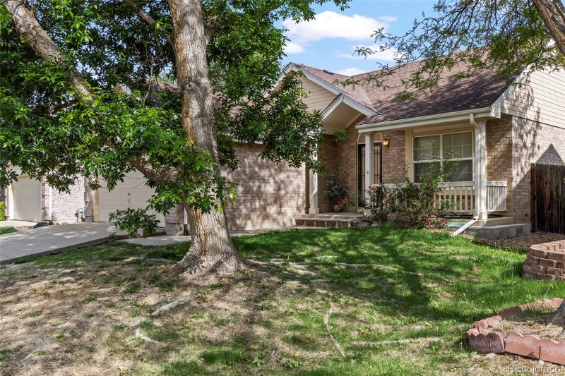 2871 Elaine Dr, Broomfield, CO 80020