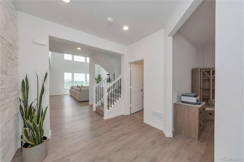 9981 Tucson St, Commerce City, CO 80022