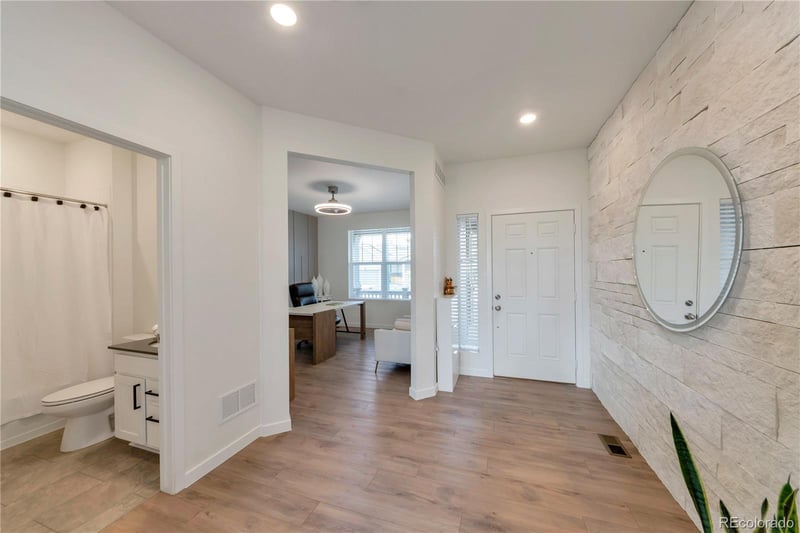 9981 Tucson St, Commerce City, CO 80022