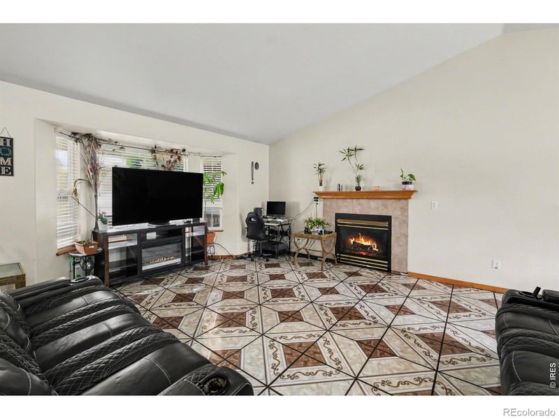 3310 Windmill Ct, Evans, CO 80620