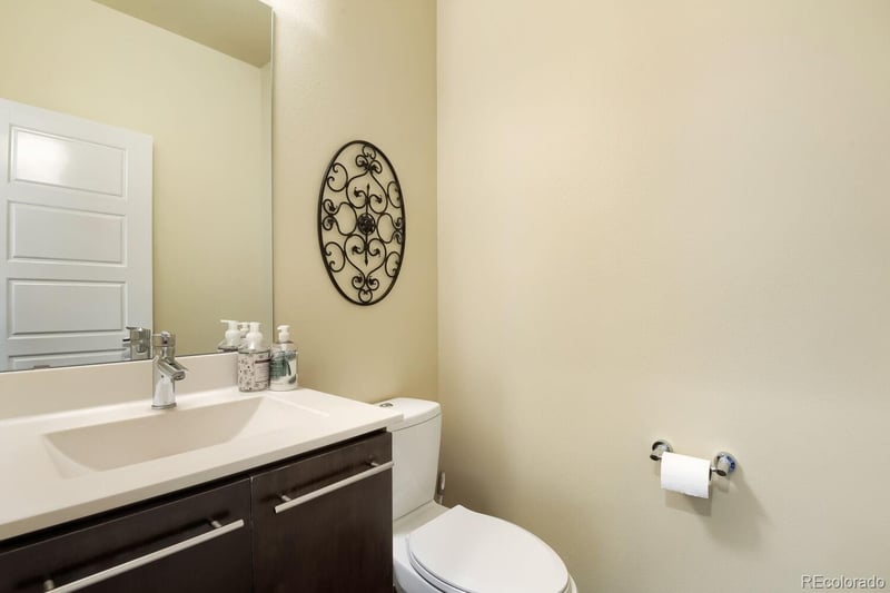 9753 Dunning Cir, Highlands Ranch, CO 80126
