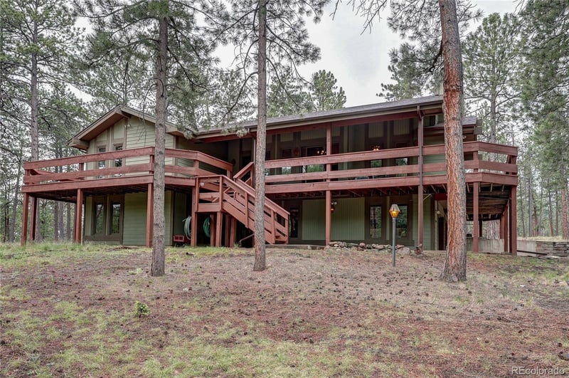 4490 Red Rock Dr, Larkspur, CO 80118
