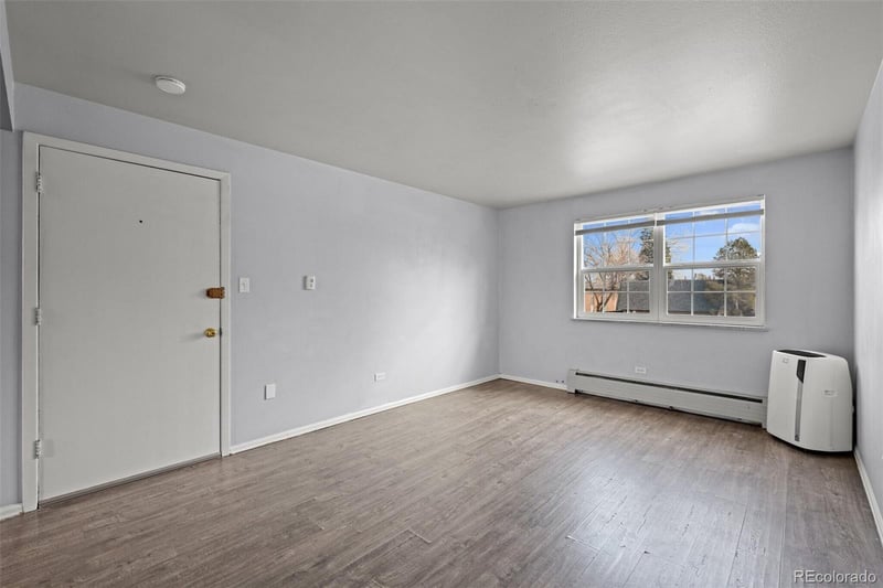 2397 S Locust St, Denver, CO 80222